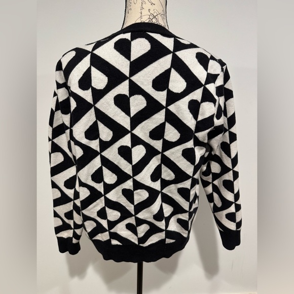 Sioni Black and White Abstract Heart Pattern Cardigan Sweater Size small/medium - Picture 4 of 8